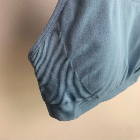 Fabletics Cornflower Blue Connar Seamless Sports Bra - Picture 7 of 8